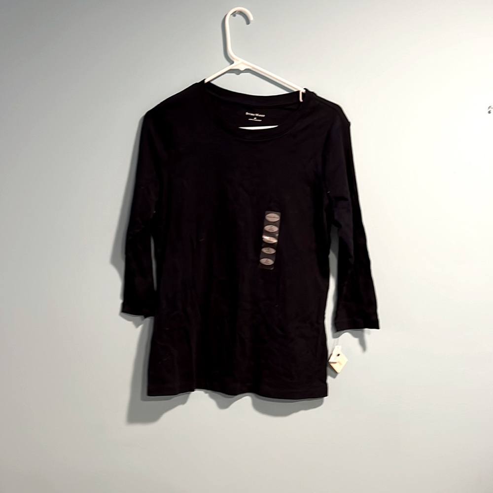 NWT Navy blue 3/4 long sleeved shirt
